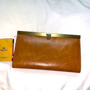 Patricia Nash wallet